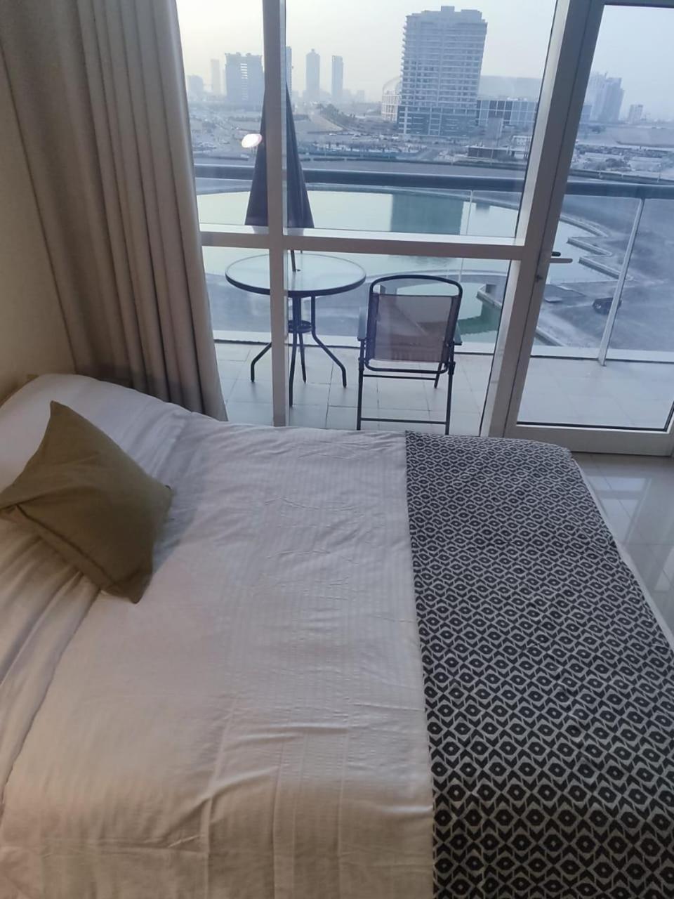 Studio In The Heart Of Sports City -Great View & Amenities! Dubai Dış mekan fotoğraf